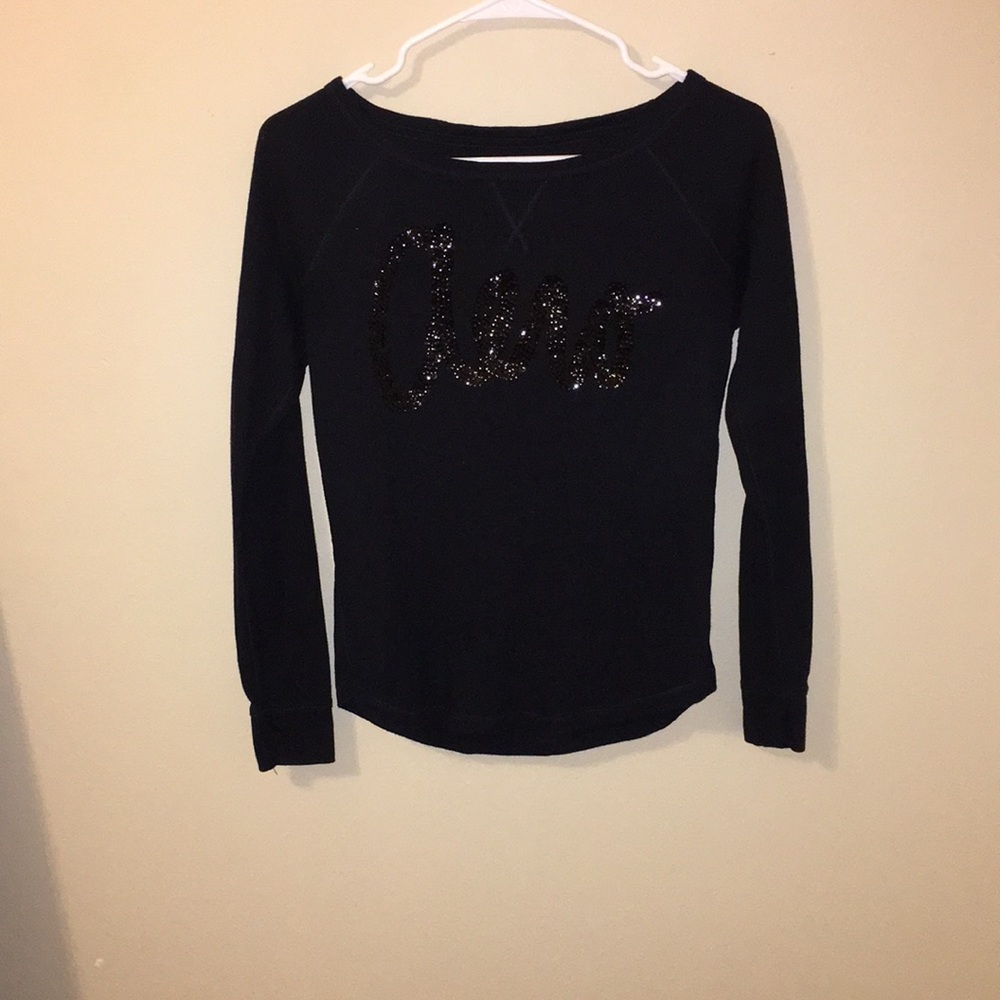 Long sleeve black shirt